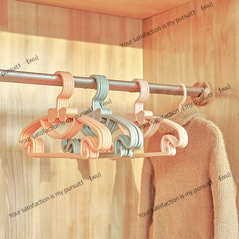 10 Pieces of Children's Hanger - Baby Clothing Display review and price